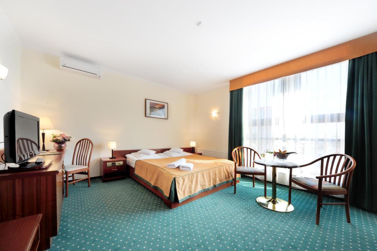 Hotel T&T 포즈난 외부 사진